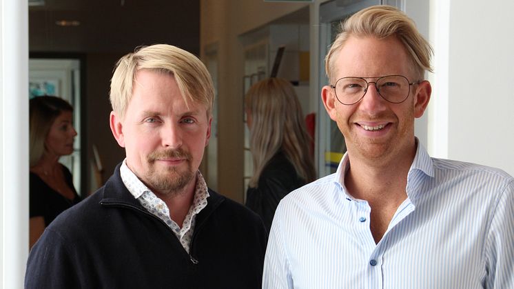 Andreas Ödman och Erik Douglasson berättar om hur vi kan skapa en effektivare löneprocess med hjälp av robotisering.