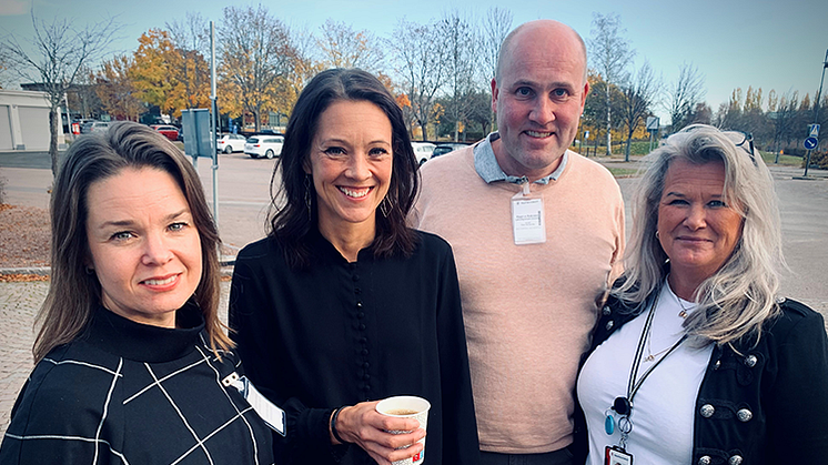 Frida Ryhag, Linda Sjögren, Magnus Eriksson och Tina Sahlander, alla aktiva i Hållsam Dalarna - var några av dagens arrangörer. Foto: Länsstyrelsen i Dalarnas län