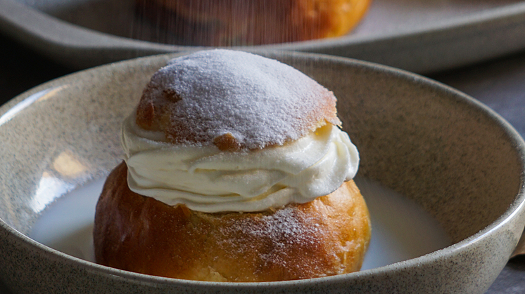 Vad vore väl en februarimånad utan några dussin goda semlor som slinker ner?