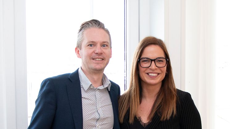 Björn Lanner, vice vd Öresundsporten, och Manuela Zerega Westin, vd på Beautiful Apartments