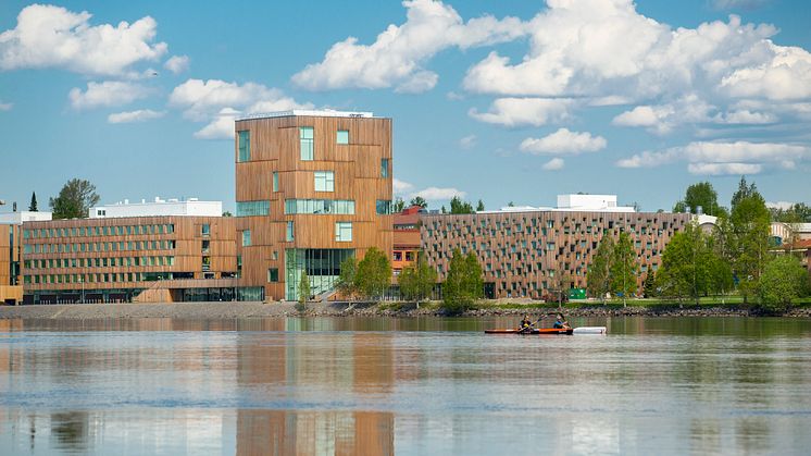 Den inspirerande miljön på Konstnärligt campus fylls med event och utställningar under examensveckorna. Foto: Mikael Lundgren.