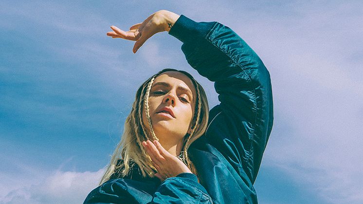 Verdensstjernen MØ til Tinderbox