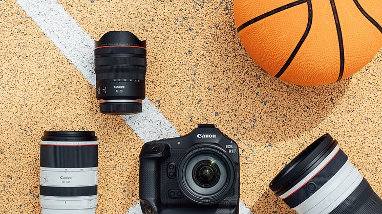 Canon EOS R1_Ambient_camera_and_lenses_on_basketball_court_69596.jpg
