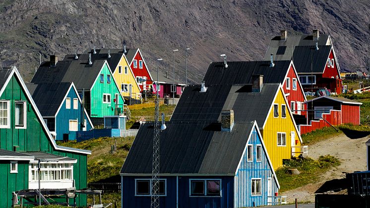 Grønland har brug for at styrke sig på uddannelsesområdet, hvis grønlænderne skal have gavn af en fremtidig mineindustri, fremgår det af ATV's rapport.