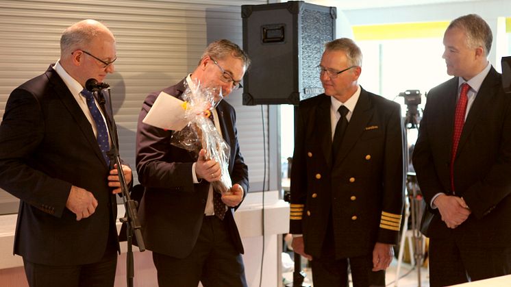 fra venstre: Roland Methling (Borgmester fra Rostock), John Brædder (Borgmester fra Guldborgsund Kommune), Christian B. Jensen (Seniorkaptajn Scandlines), Søren Poulsgaard Jensen (CEO Scandlines)