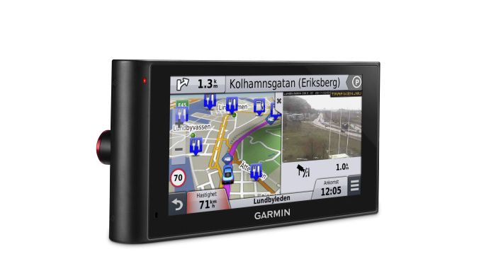 Garmin® nüviCam™ navigaattori ajotallentimella