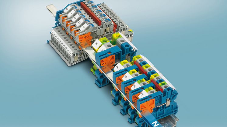 Installation terminals with screw connection technology