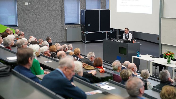 Ab 5. November starten die Seniorenseminare an der TH Wildau in Präsenz in das Wintersemester, wie hier beim 25-jährigen Jubiläum 2019. (Foto: TH Wildau/S. Baron)