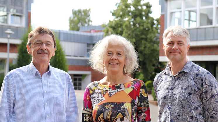 Prof. Dr. Theo Hartogh, Gertrud Arlinghaus und Magnus Frampton.