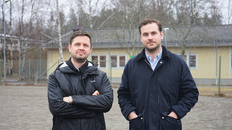 Från vänster: Carl Otto Engberg (L) och Hampus Holmgren (M). Foto: Diana Molinsky