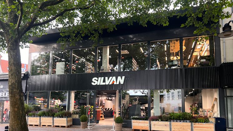 Lørdag den 2. september åbnede Silvan dørene til endnu en citybutik – denne gang på Lyngbys ikoniske hovedgade i nummer 66. Foto: PR.