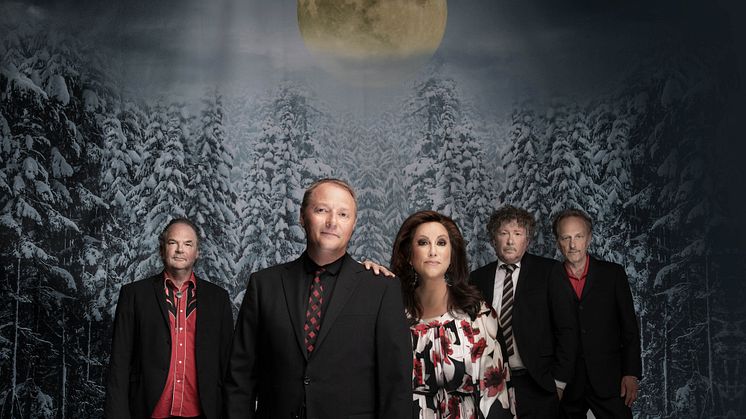 I november kommer Weeping Willows och Lisa Nilsson till Sara kulturhus med sin gemensamma julturné – “Christmas Time Has Come”. 