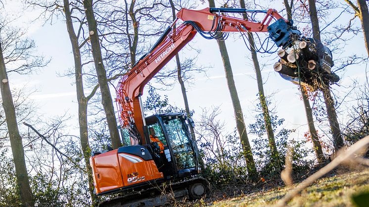 zx95us-7_medium-excavator_hitachi-construction-machinery_img010_high