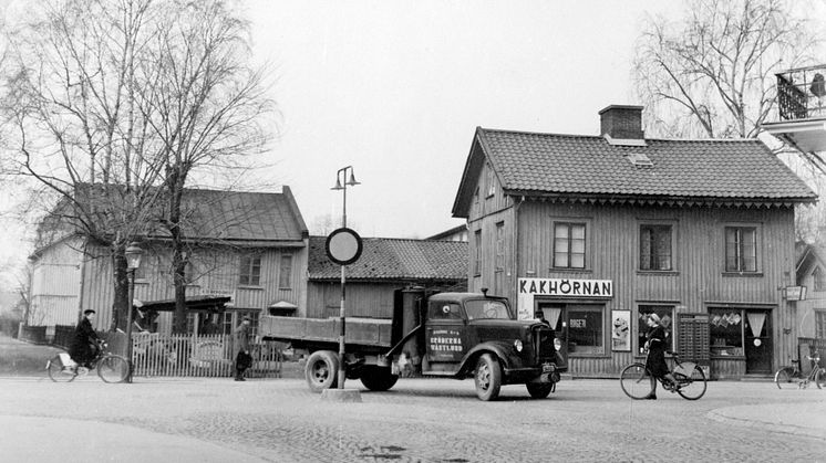 Detta är ett exempel på en bild som går att hitta i webbkartan. Bilden är från Nygatan 7 i Haga och är tagen den 4 april 1946