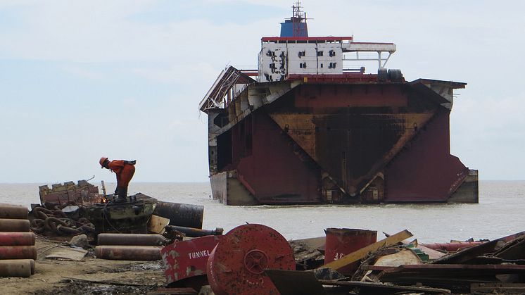 Are you looking for used marine equipment? Find it at Fornæs Ship Recycling
