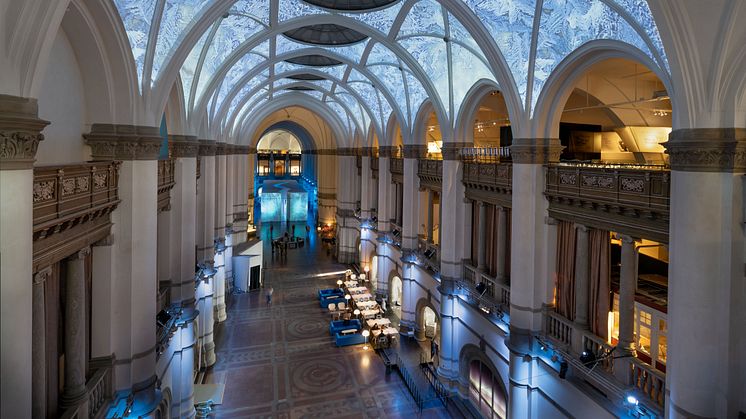 Museets senaste utställning ”Arktis – medan isen smälter” har lockat en rekordstor publik i alla åldrar. Foto: Hendrik Zeitler/ Nordiska museet.