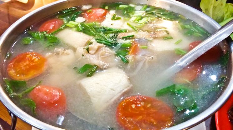 Cooking spicy fish soup Thai style in a hot pot (iStockphoto. Copyright: doraclub )