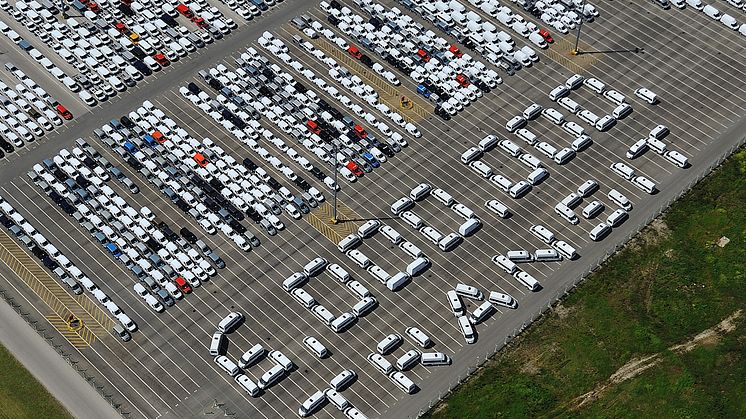 SEX MILJONER FORD TRANSIT TILLVERKADE - Viktig milstolpe för Fords legendariska skåpbil