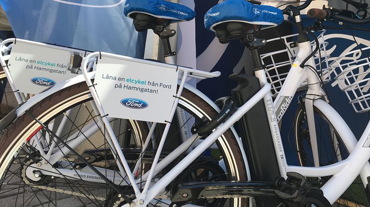 Almedalsbesökare cyklade till Paris på Fords elcyklar