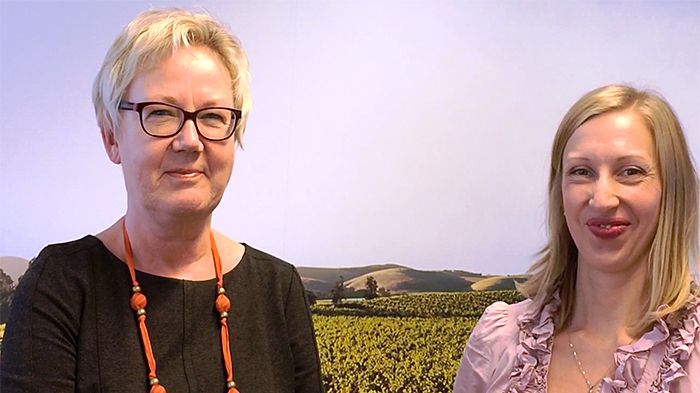 Tarja Uitti ja Mirjami Sipponen-Damonte ovat tyytyväisiä Pernod Ricard Finlandin ja Xpedion yhteistyöhön. 