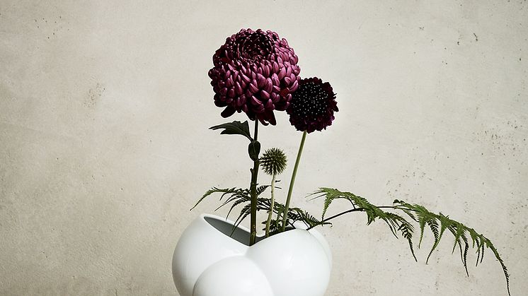 Derived from the Danish word for foam: the new Rosenthal vase "Skum".