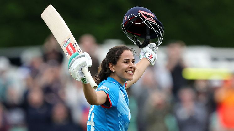 Bouchier and Ecclestone star in England Women ODI victory over New Zealand 