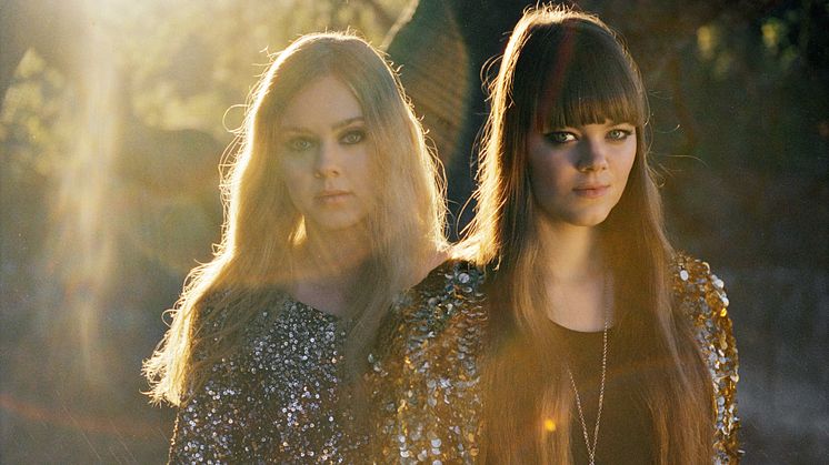 First Aid Kit signerer med Columbia Records