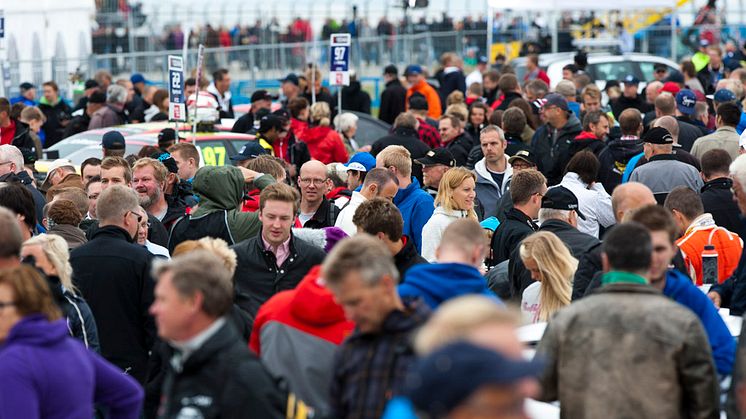 Publiksuccé för STCC Airport Race i Östersund