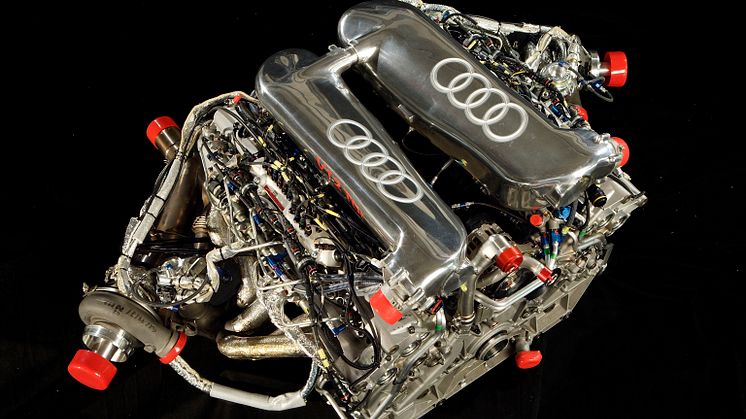 Audi has developed a V12 TDI engine for the R10 TDI with an output of more than 650 PS