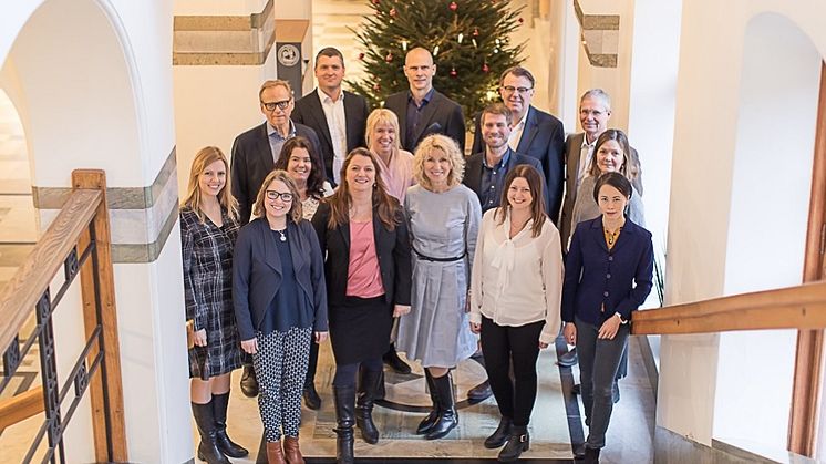 Foto: Therese Modig, Malin Linnell-Zovic, Klementina Österberg, Ewa Ekman, Linda Berglund, Jonna Högström, Anna Bengtsson, Sofia Ström, Jesper Dahlberg, Lotta Rosendahl, Tore Sveälv, Andreas Albertsson, Andreas Blom, Jan Pilebjer &  Roger Cederberg