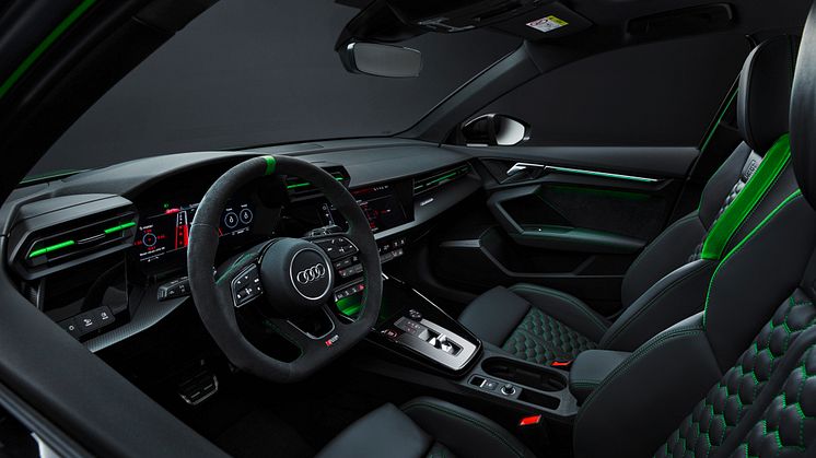 Audi RS 3 interiør med RS-designpakke i grøn