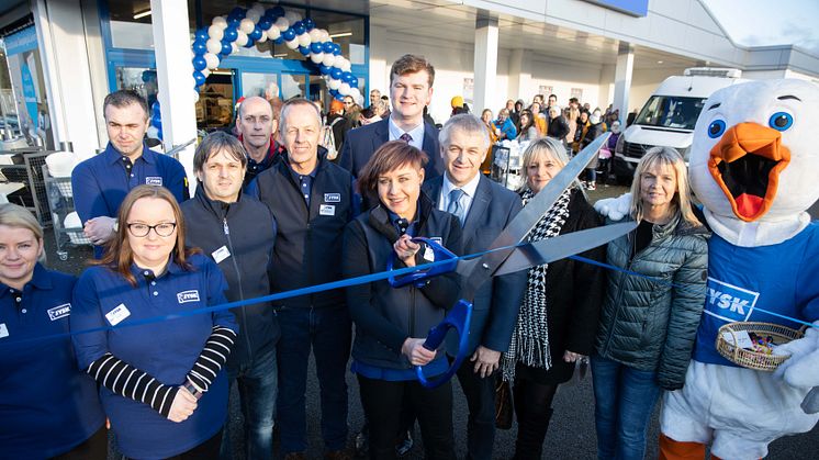 Cutting the ribbon with the famous Goose mascot at JYSK Youghal