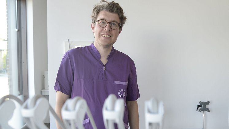 Daniel Jönsson är specialisttandläkare och forskare hos Folktandvården Skåne.
