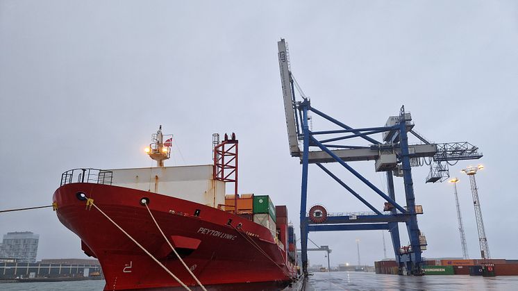 Ny ugentlig containerrute mellem København og Bremerhaven