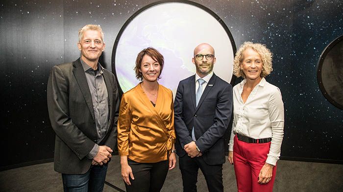 Håkan Sigurdsson, Universeum, rymdminister Matilda Ernkrans, Martin Velander, GKN Aerospace och Carina Halvord, Universeum vid invigningen av utställningen Rymdresan. Foto: Jukka Lamminluoto.