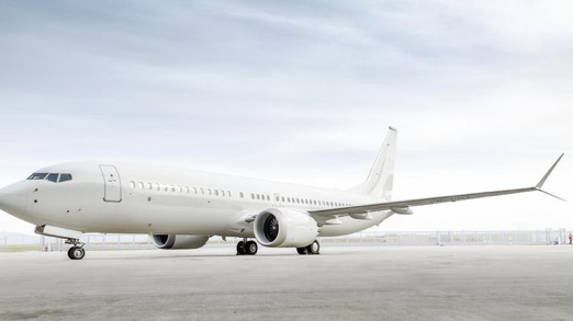 Deliver of world's first BBJ MAX 8