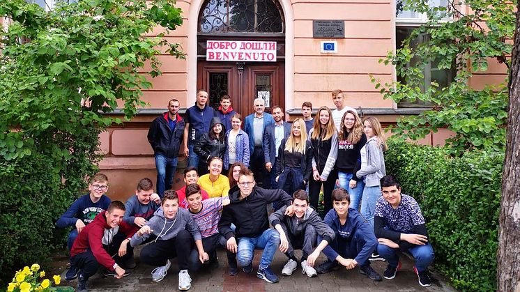 JYSK donacijom nameštaja razveselio učenike OŠ "Desanka Maksimović" iz Zaječara
