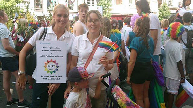 ​Praktikertjänst N.Ä.R.A. AB deltar på Pridefestivalen i Stockholm