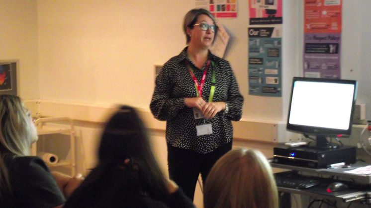 Cheryl Allwood from Safenet delivers one of the awareness sessions to hairdressing students