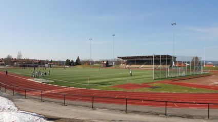 En månad längre fotbollssäsong