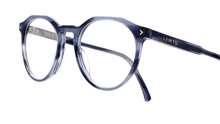 Synsamin ensimmäinen Ruotsissa valmistettu silmälasimallisto oli hitti – nyt lanseeraamme 6 uutta mallia 3 eri värissä