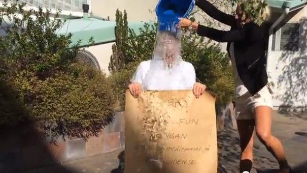 Reseguidens VD Michael Blaxland i #IceBucketChallenge