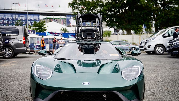 Jason Watt & Ford GT wheelchair4