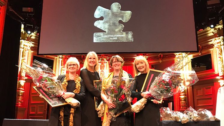 Stolta redaktörer vid prisutdelningen. Från vänster: Anna-Karin Edberg, Marie Ernsth Bravell, Kerstin Blomqvist och Helle Wijk. Fotograf Mats Christiansen.