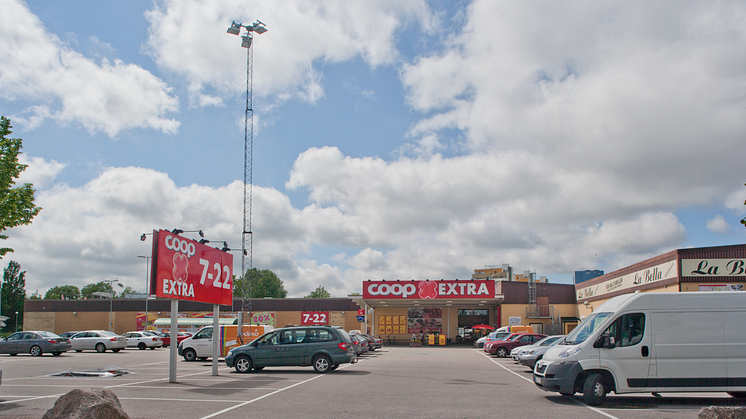 KF Fastigheter säljer två handelsfastigheter i Örebro