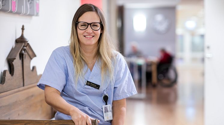 Denise Westerberg jobbar som demens- och äldrepsykiatrisjuksköterska i Skellefteå och kommer att söka den nya tjänsten som specialistundersköterska. 