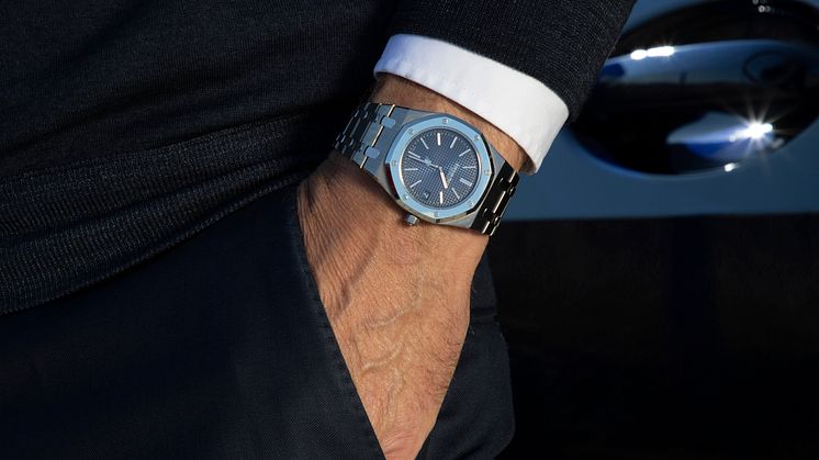 Den schweiziske designer Gérald Genta står bag to ikoniske ure, der kommer på auktion hos Bruun Rasmussen den 29. september.
