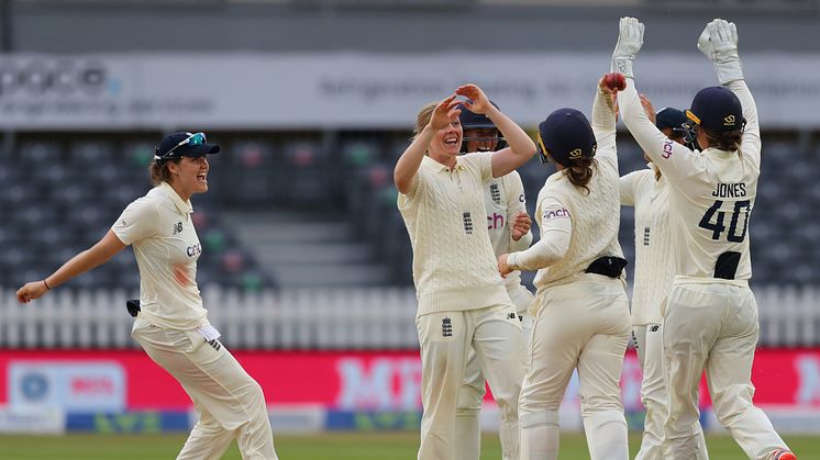 England took 5-16 across the last hour. Photo: Getty Images