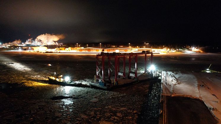 RTG-kranar anländer Gävle hamn