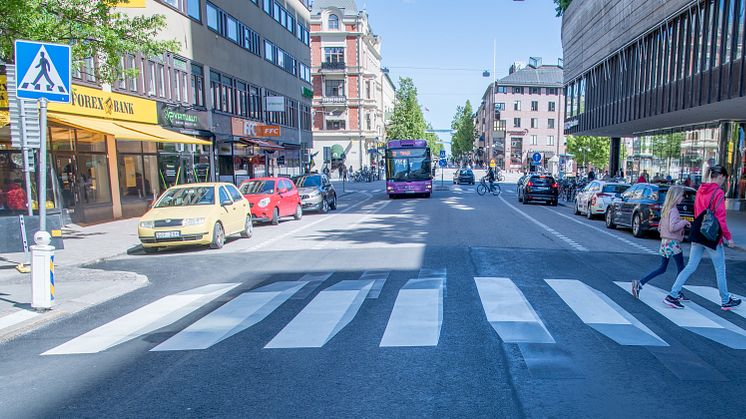 3D-övergångsställe på Drottninggatan genom Näbbtorget. Foto: Örebro kommun/Fredrik Kellén